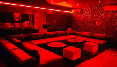 Le Cent Douze - Swinger Club in Lille, France