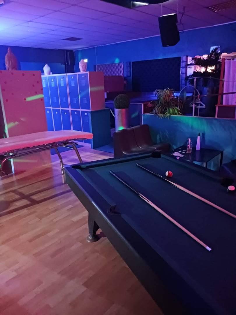 S Club Club-spa-sauna Restaurant Libertin - Swinger Club in Lombers, France