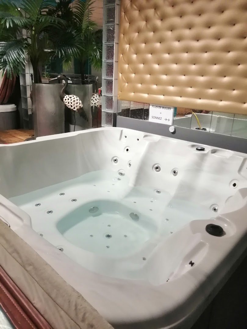 S Club Club-spa-sauna Restaurant Libertin - Swinger Club in Lombers, France