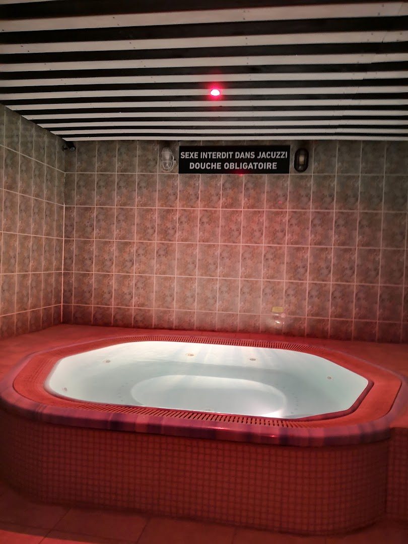 Oasis Club Sauna - Swinger Club in Lyon, France
