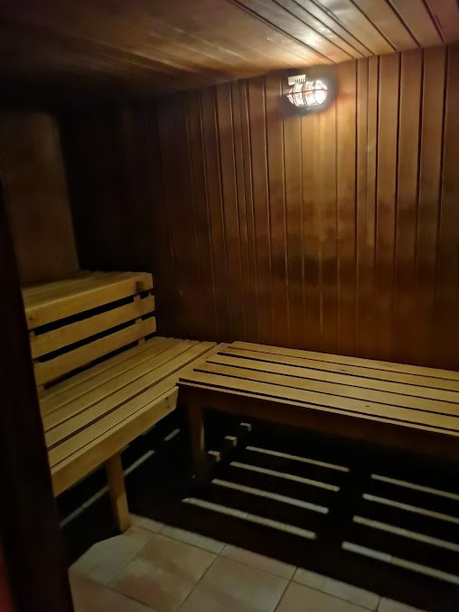 Oasis Club Sauna - Swinger Club in Lyon, France