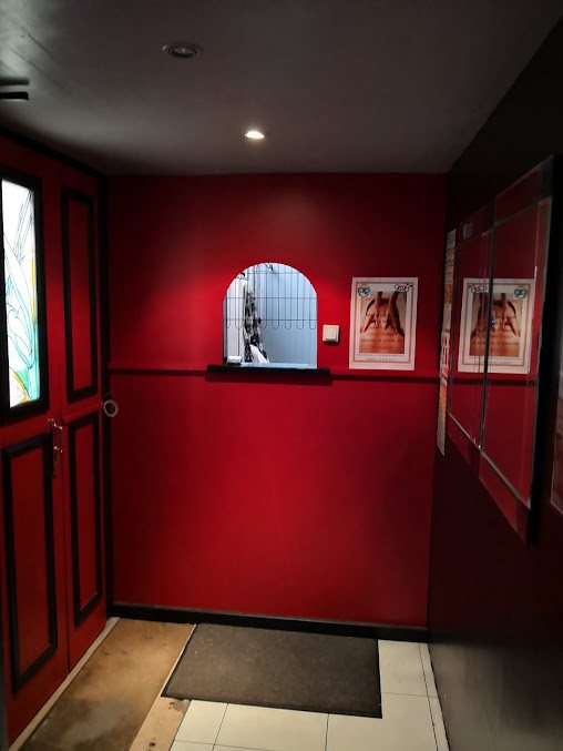 Oasis Club Sauna - Swinger Club in Lyon, France