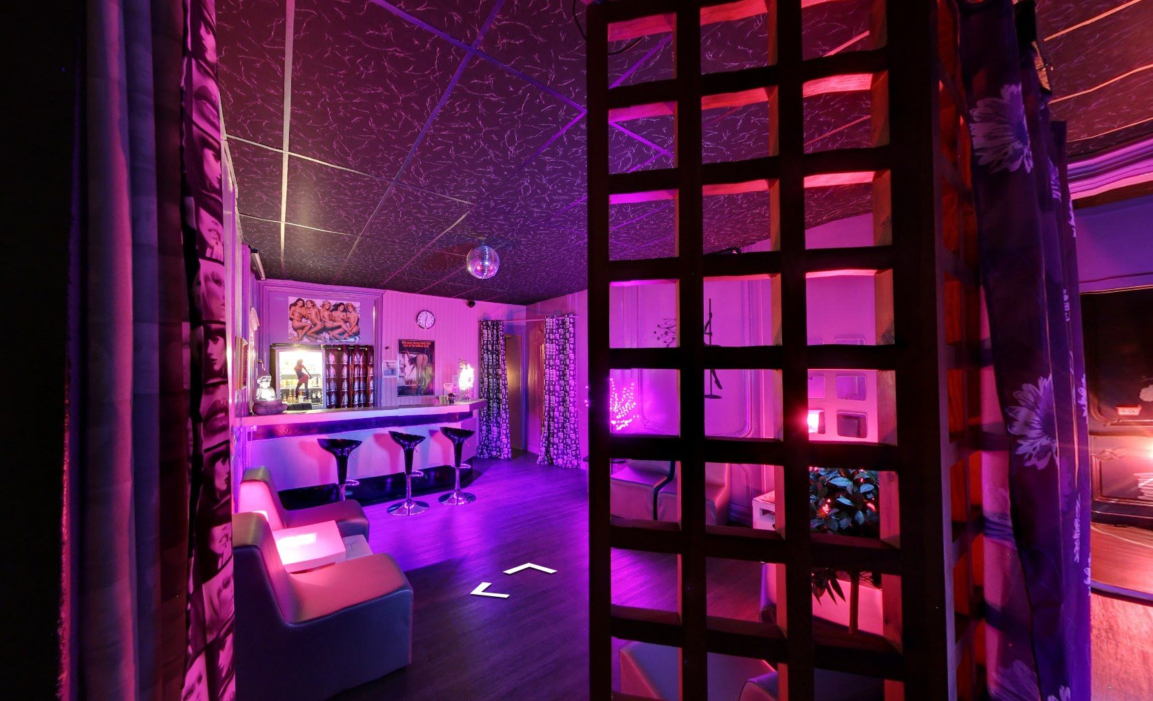 Sauna Club Des Terreaux - Swinger Club in Lyon, France