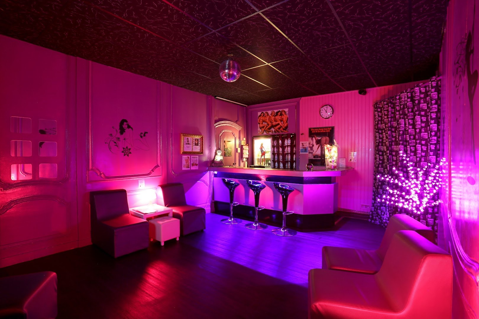 Sauna Club Des Terreaux - Swinger Club in Lyon, France