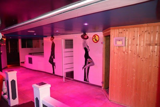 Le Vahiné - Swinger Club in Marseille, France