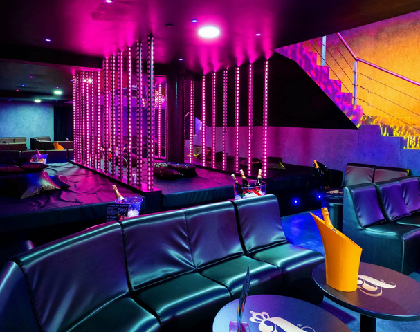 Le Club Absolu - Swinger Club in Mougins, France