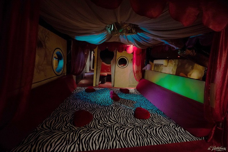Le Club Absolu - Swinger Club in Mougins, France