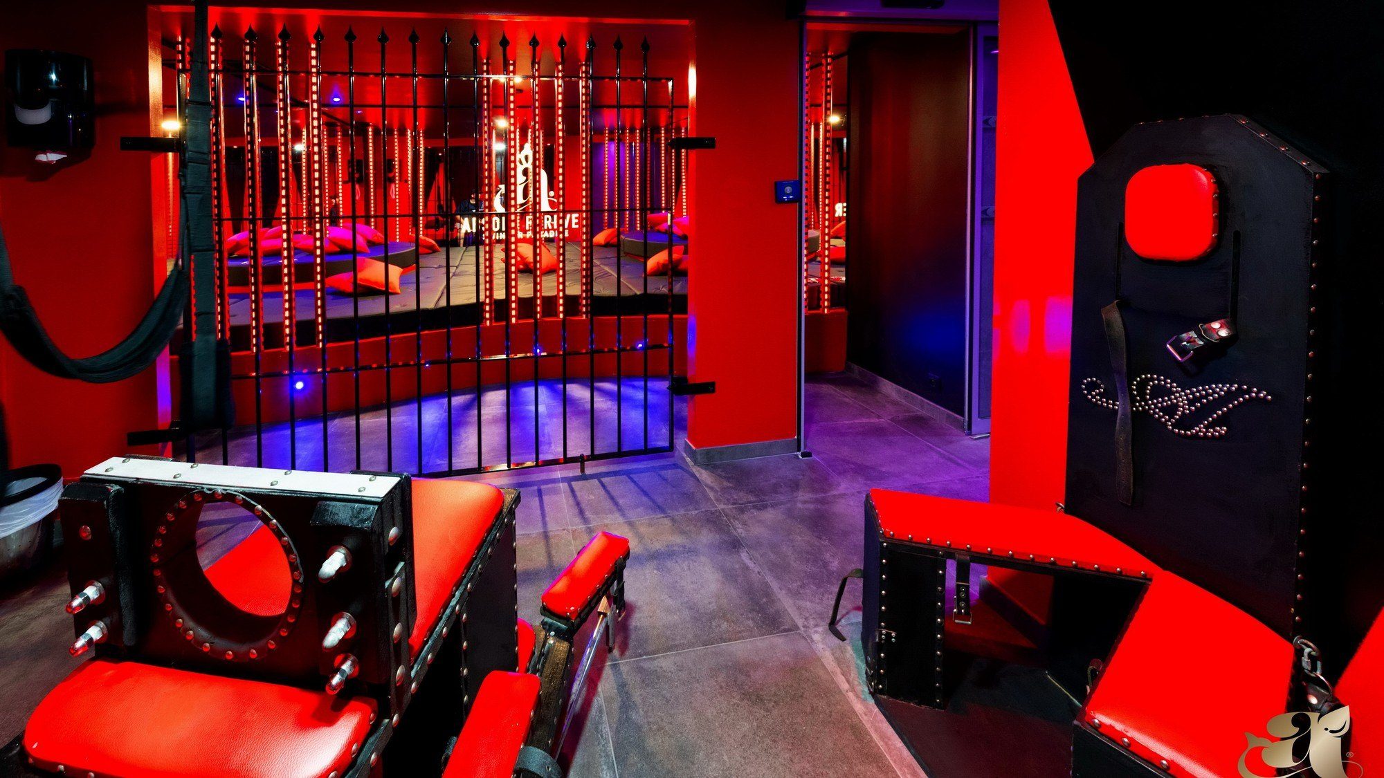 Le Club Absolu - Swinger Club in Mougins, France