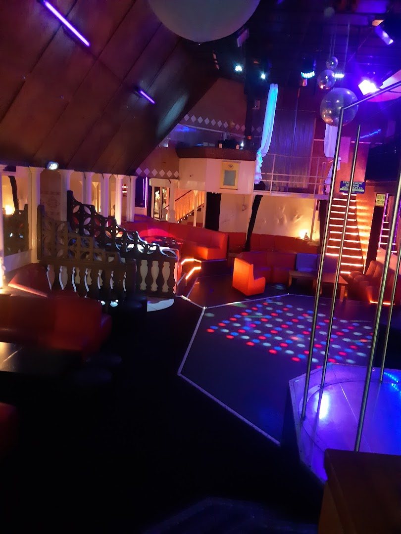Club Libertin Le Cléo - Swinger Club in Nances, France