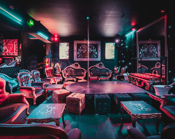 Sc Club Nantes - Strip Café Club - Nightclub in Nantes, France