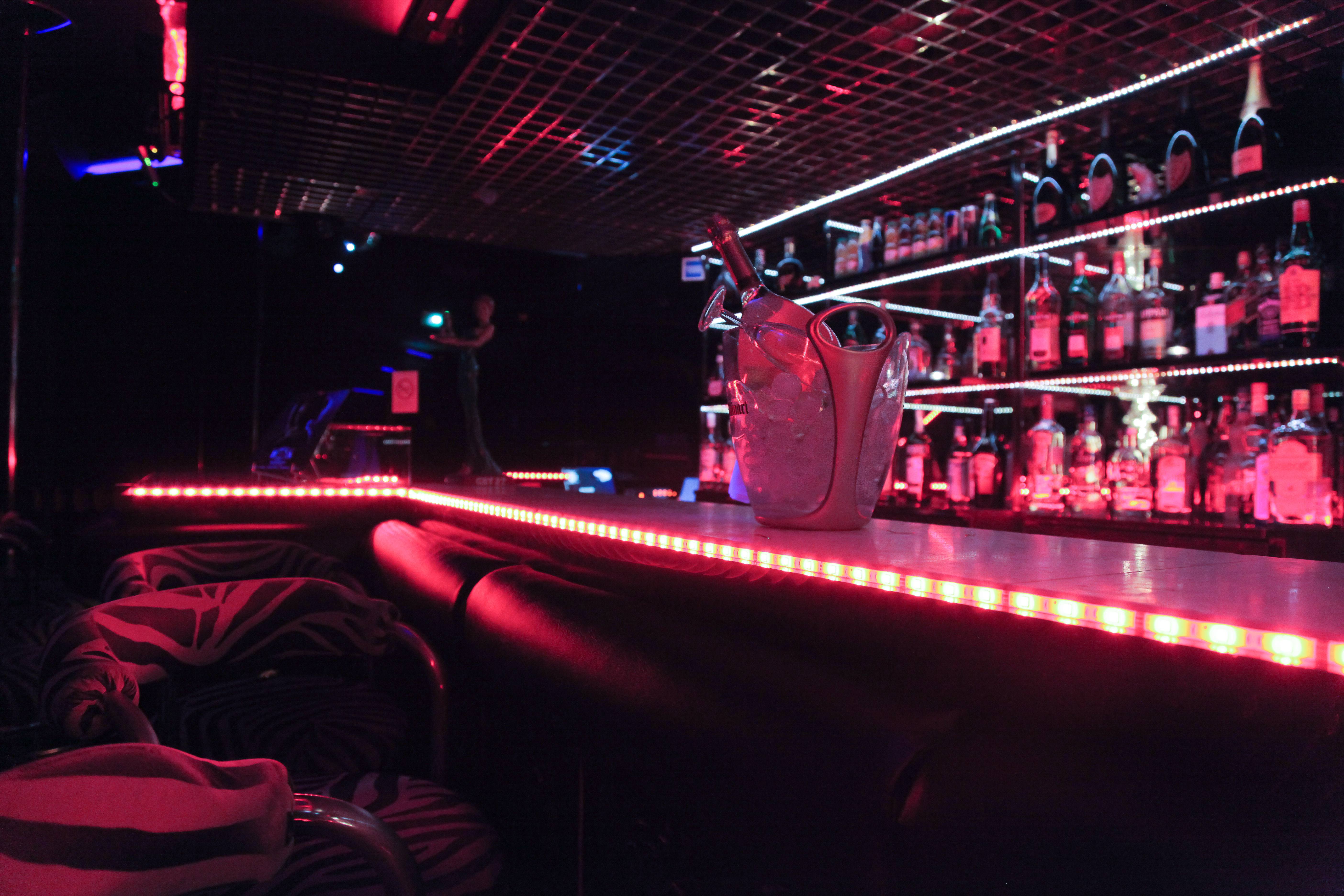 Cabaret Boa - Nightclub in Nice, France