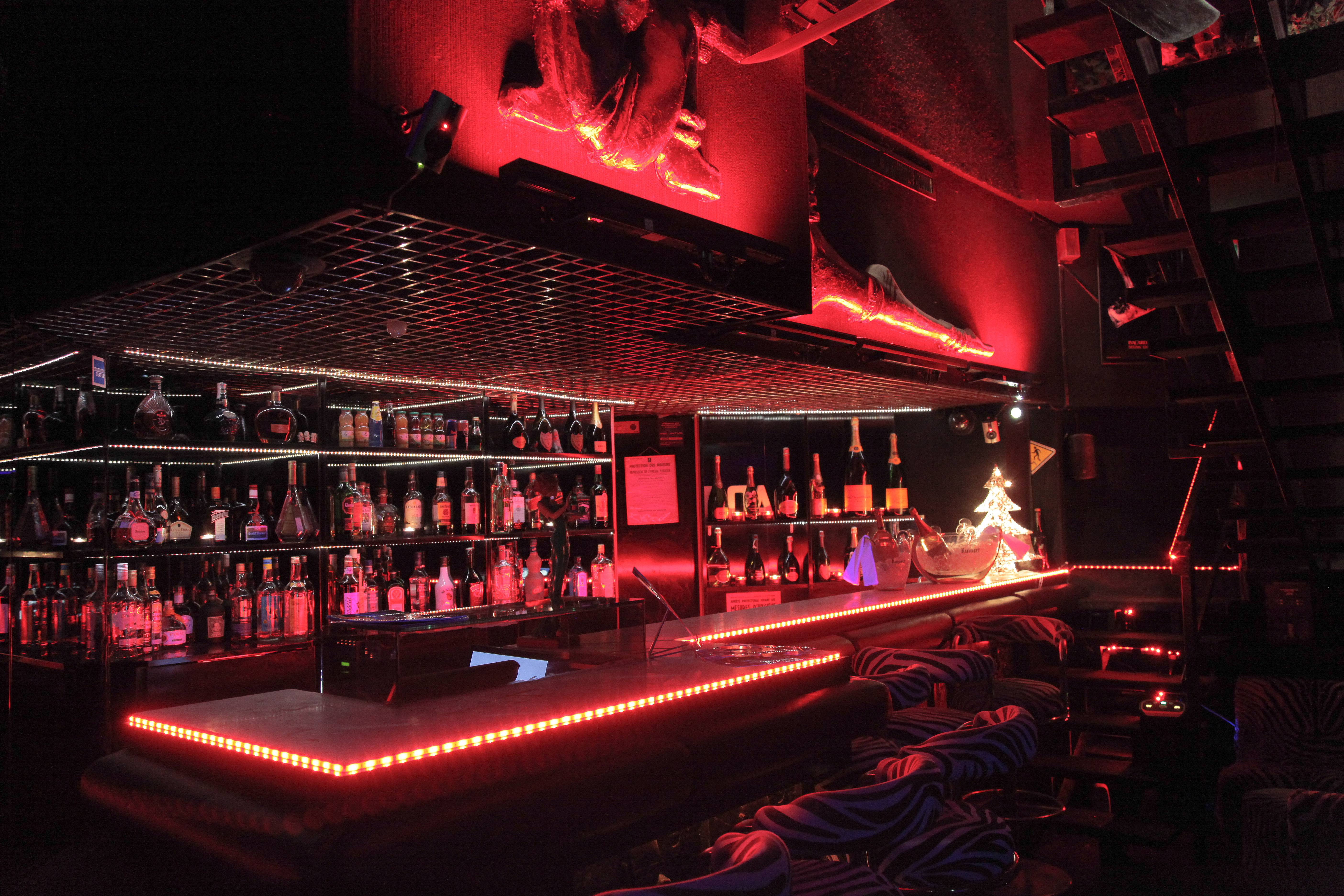 Cabaret Boa - Nightclub in Nice, France