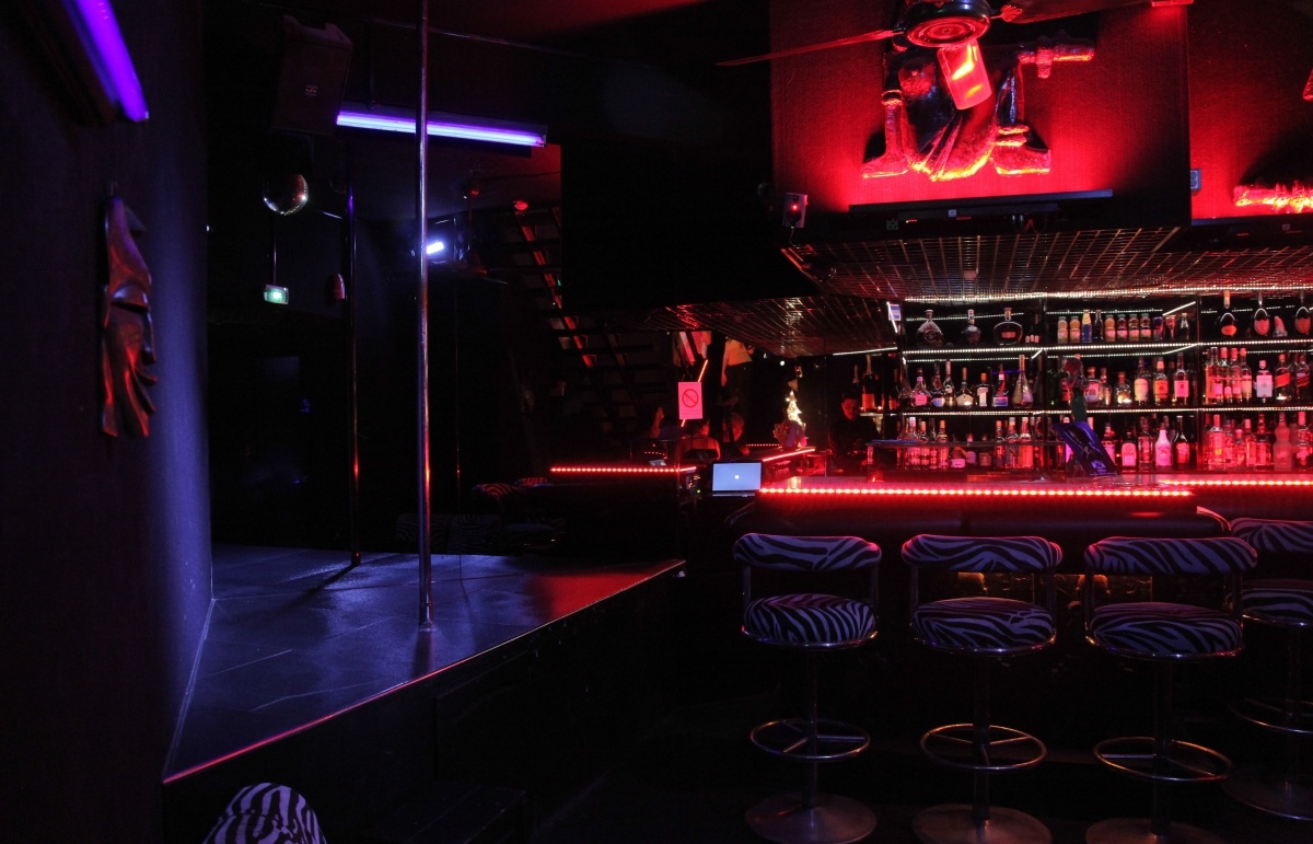 Cabaret Boa - Nightclub in Nice, France