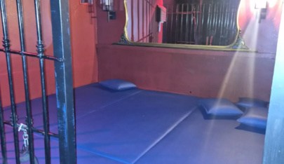 Le Boudoir Cosy Bar - Swinger Club in Nice, France