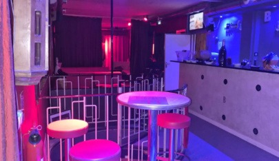 Le Boudoir Cosy Bar - Swinger Club in Nice, France