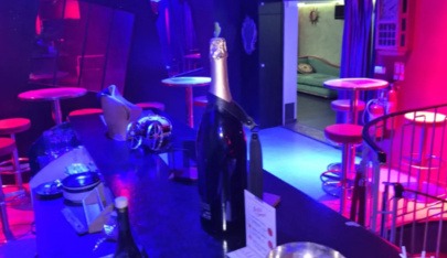 Le Boudoir Cosy Bar - Swinger Club in Nice, France