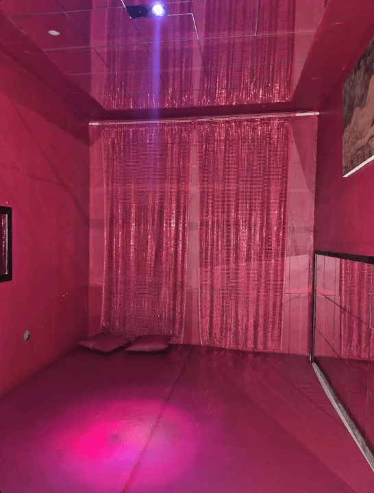 Le Boudoir Cosy Bar - Swinger Club in Nice, France
