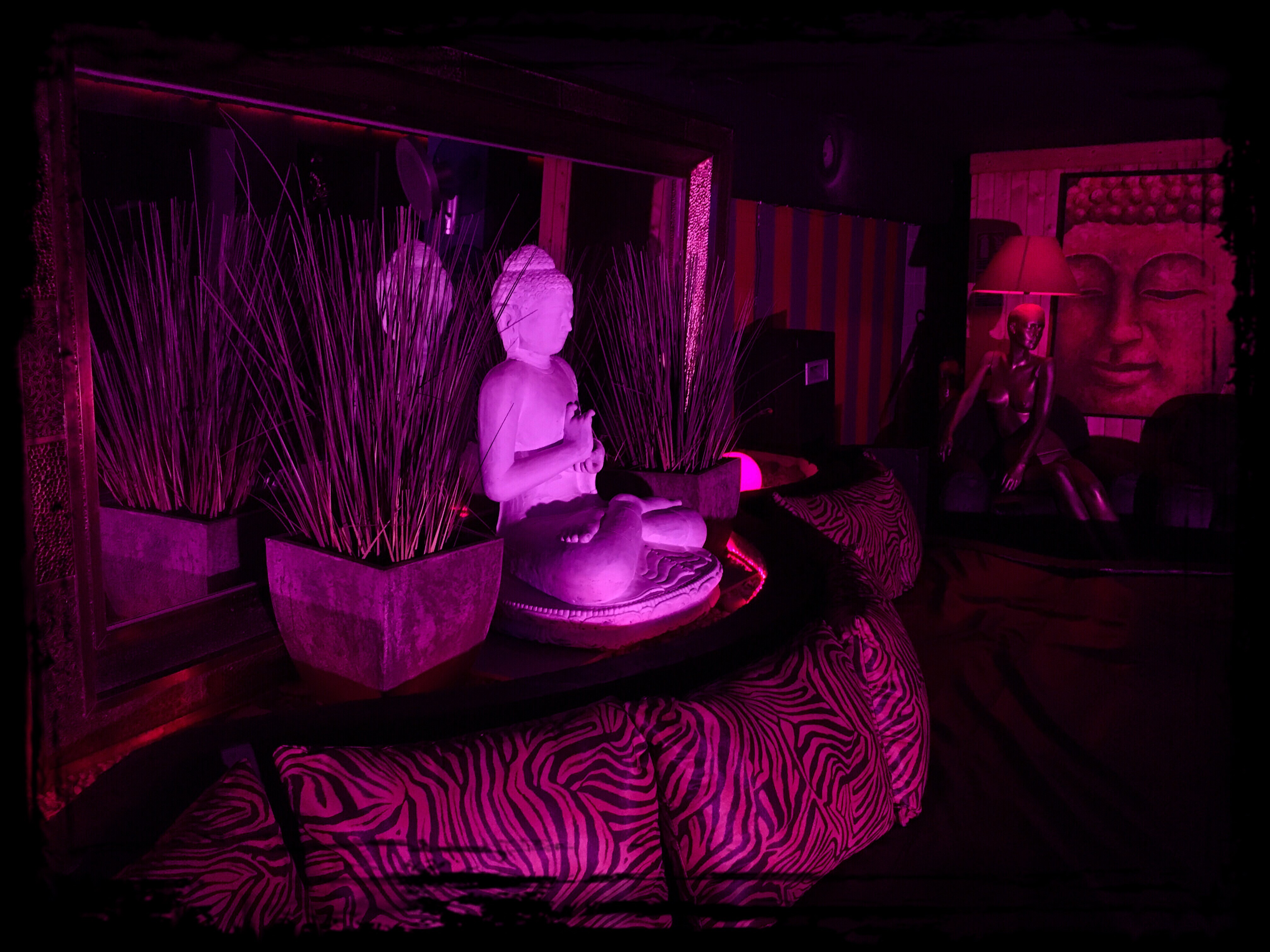 Sauna Le Cercle - Swinger Club in Nice, France