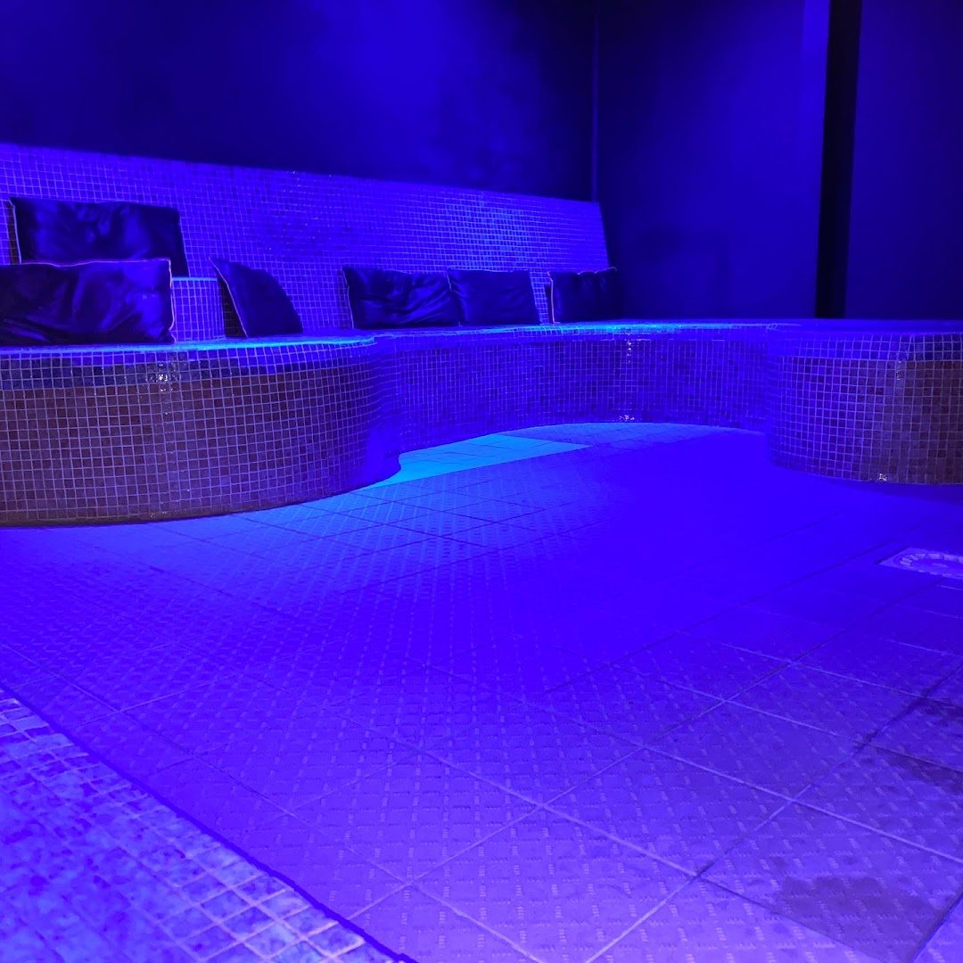 Club F212 - Swinger Club in Nimes, France