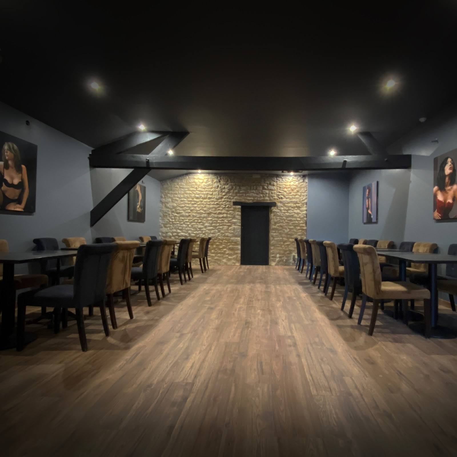Club Libertin La Messaline - Swinger Club in Oinville Saint Liphard, France