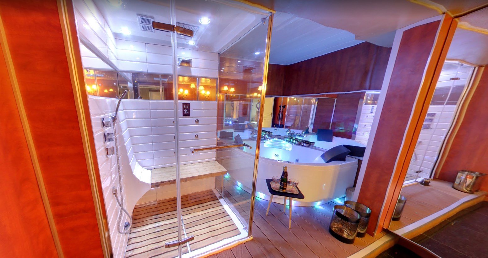 Bijoux Noir L'Aisance Des Sens - Erotic Massage in Paris, France