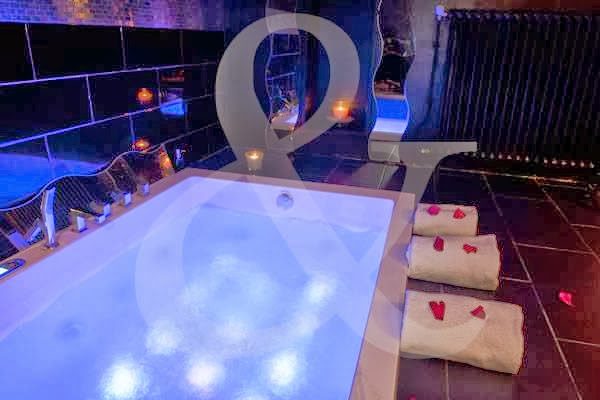 Natur&Zen - Erotic Massage in Paris, France