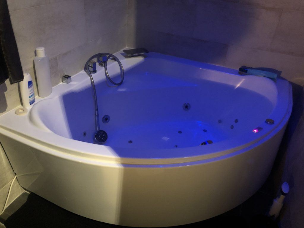Nuru Spa - Massage Naturiste Paris 2 - Erotic Massage in Paris, France