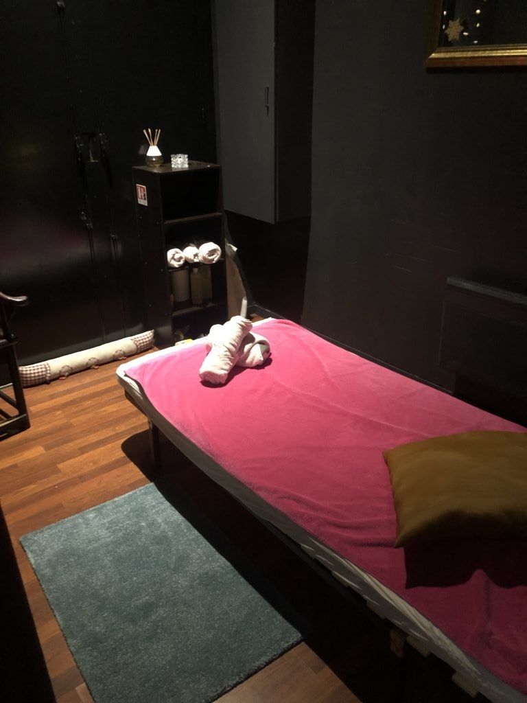 Nuru Spa - Massage Naturiste Paris 2 - Erotic Massage in Paris, France