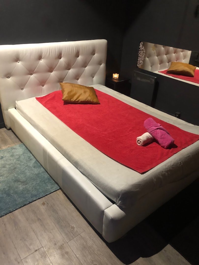 Nuru Spa - Massage Naturiste Paris 2 - Erotic Massage in Paris, France