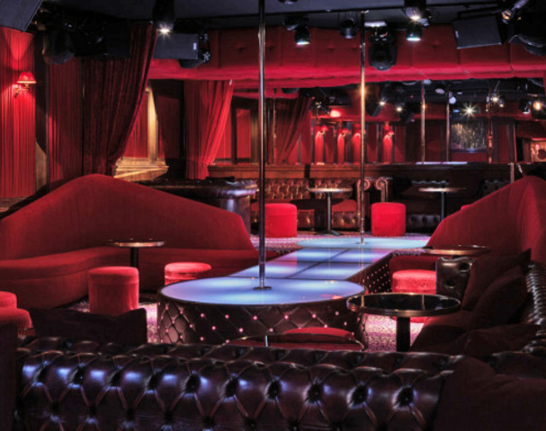 Pink Paradise - Nightclub in Paris, France