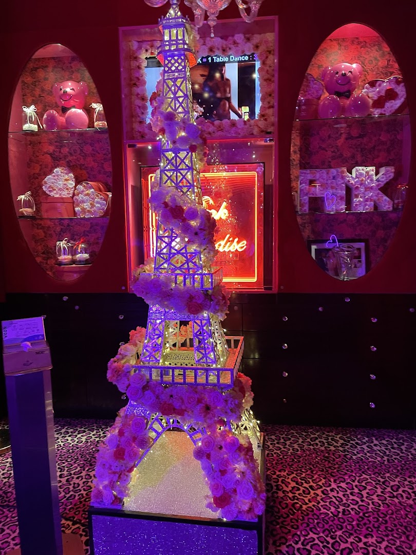 Pink Paradise - Nightclub in Paris, France