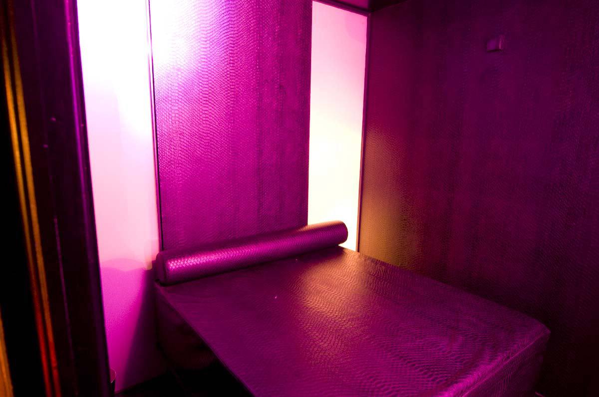 Quai 17 - Nightclub in Paris, France