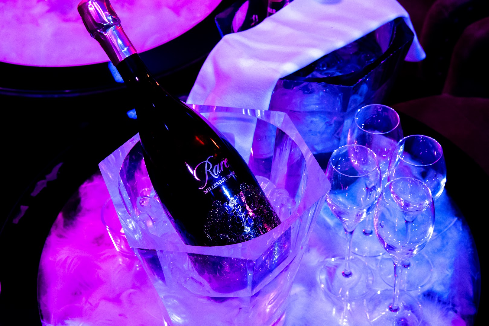 Secret Square Strip Club - Nightclub in Paris, France
