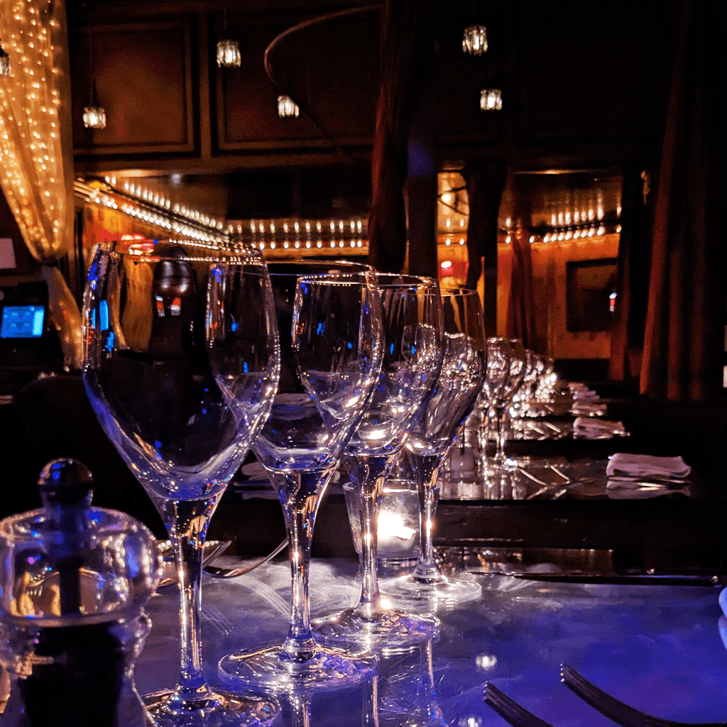 Secret Square Strip Club - Nightclub in Paris, France