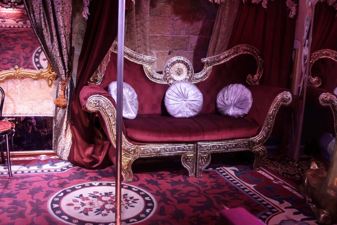 Théâtre Chochotte - Nightclub in Paris, France
