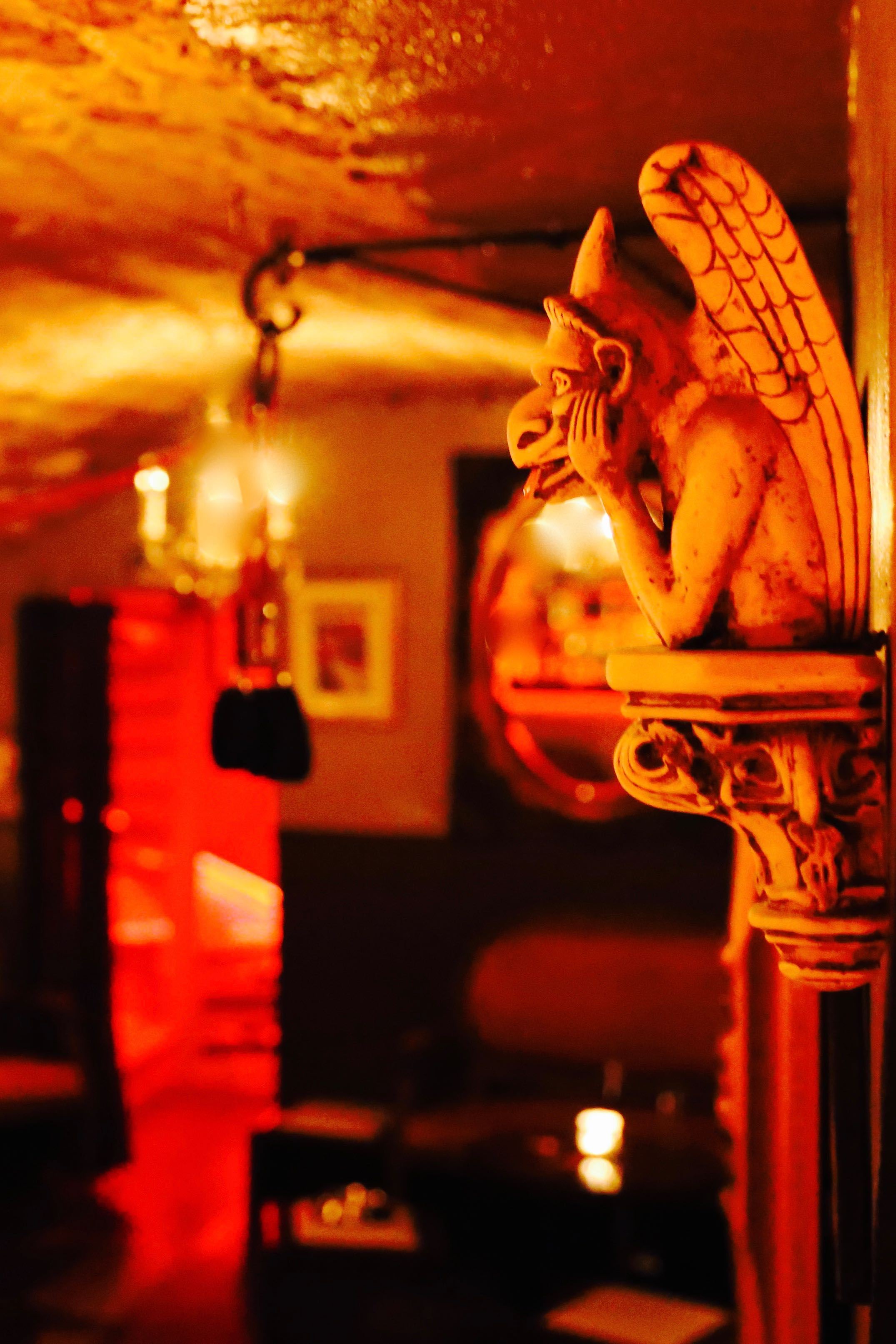 Cris Et Chuchotements - Swinger Club in Paris, France