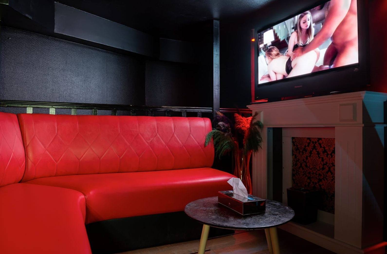 Eleven Club Privé - Swinger Club in Paris, France