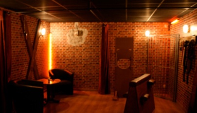 L'Escarpin Club - Swinger Club in Paris, France