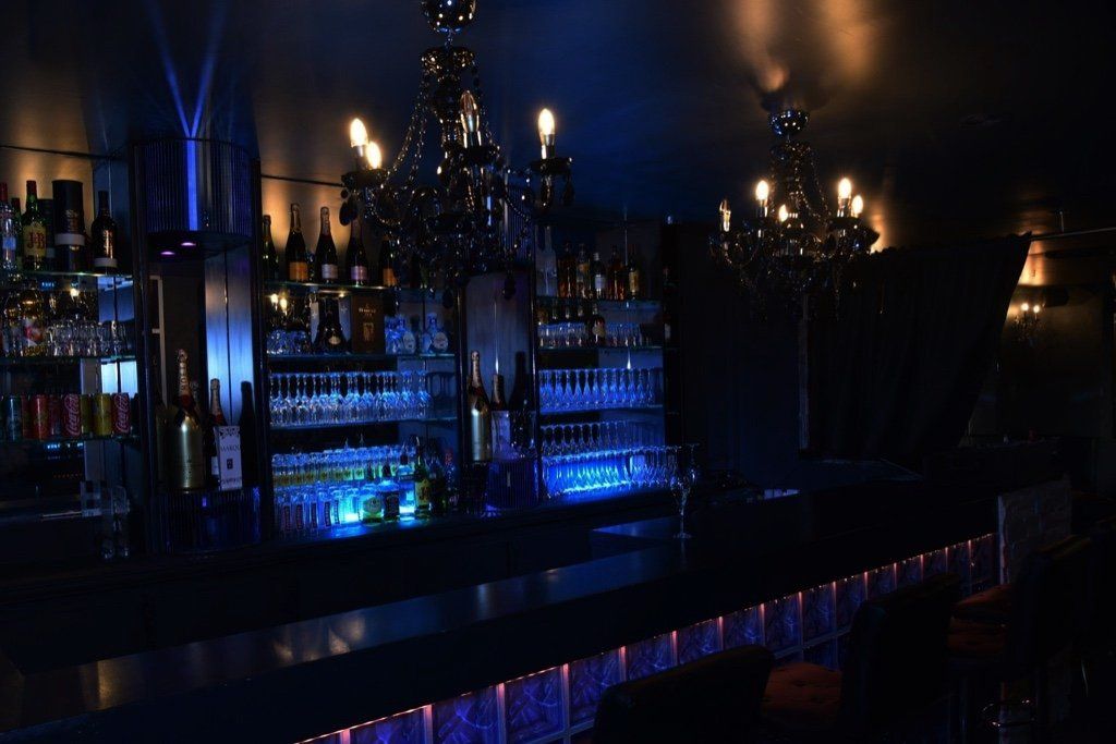 La Marquise Club - Swinger Club in Paris, France