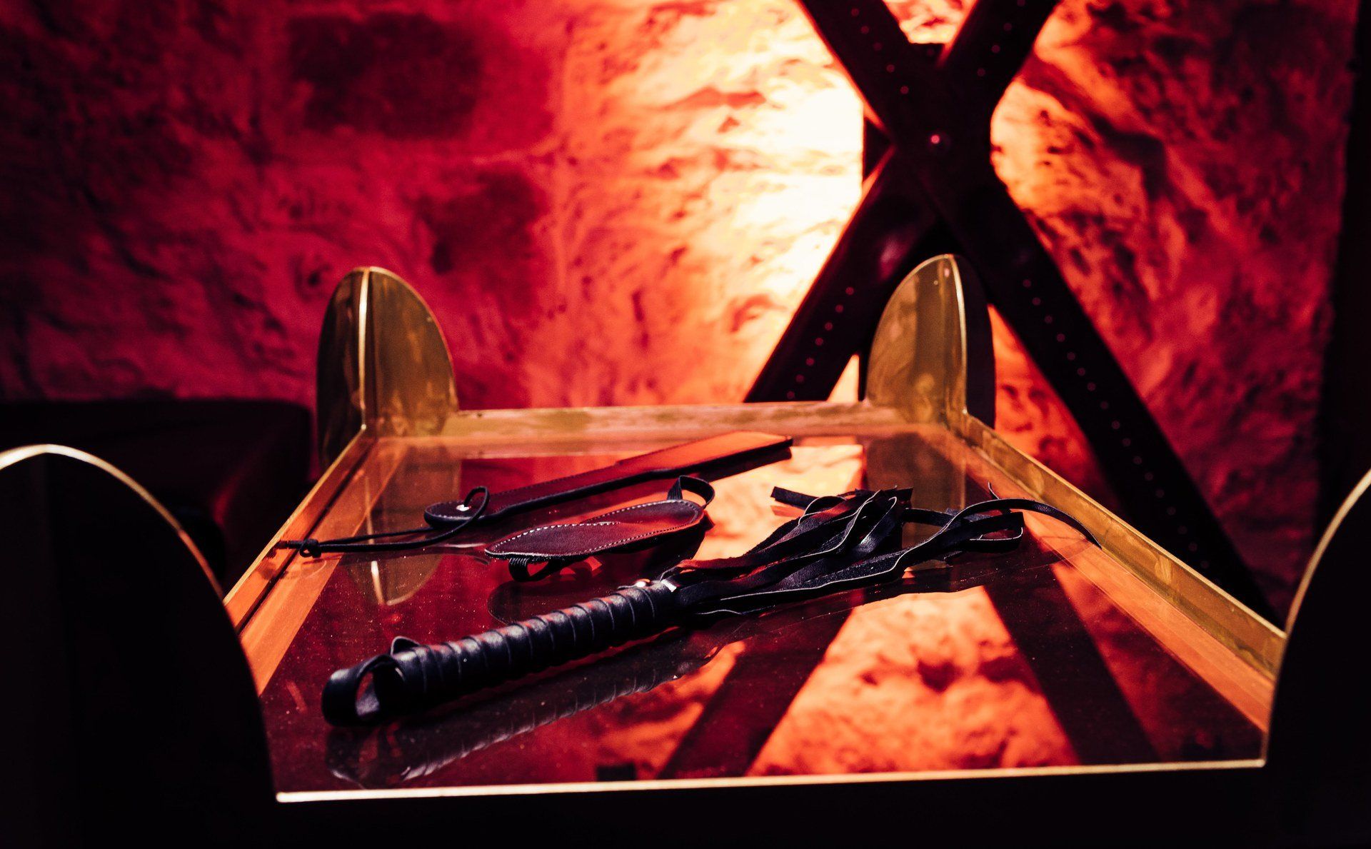 La Marquise Club - Swinger Club in Paris, France