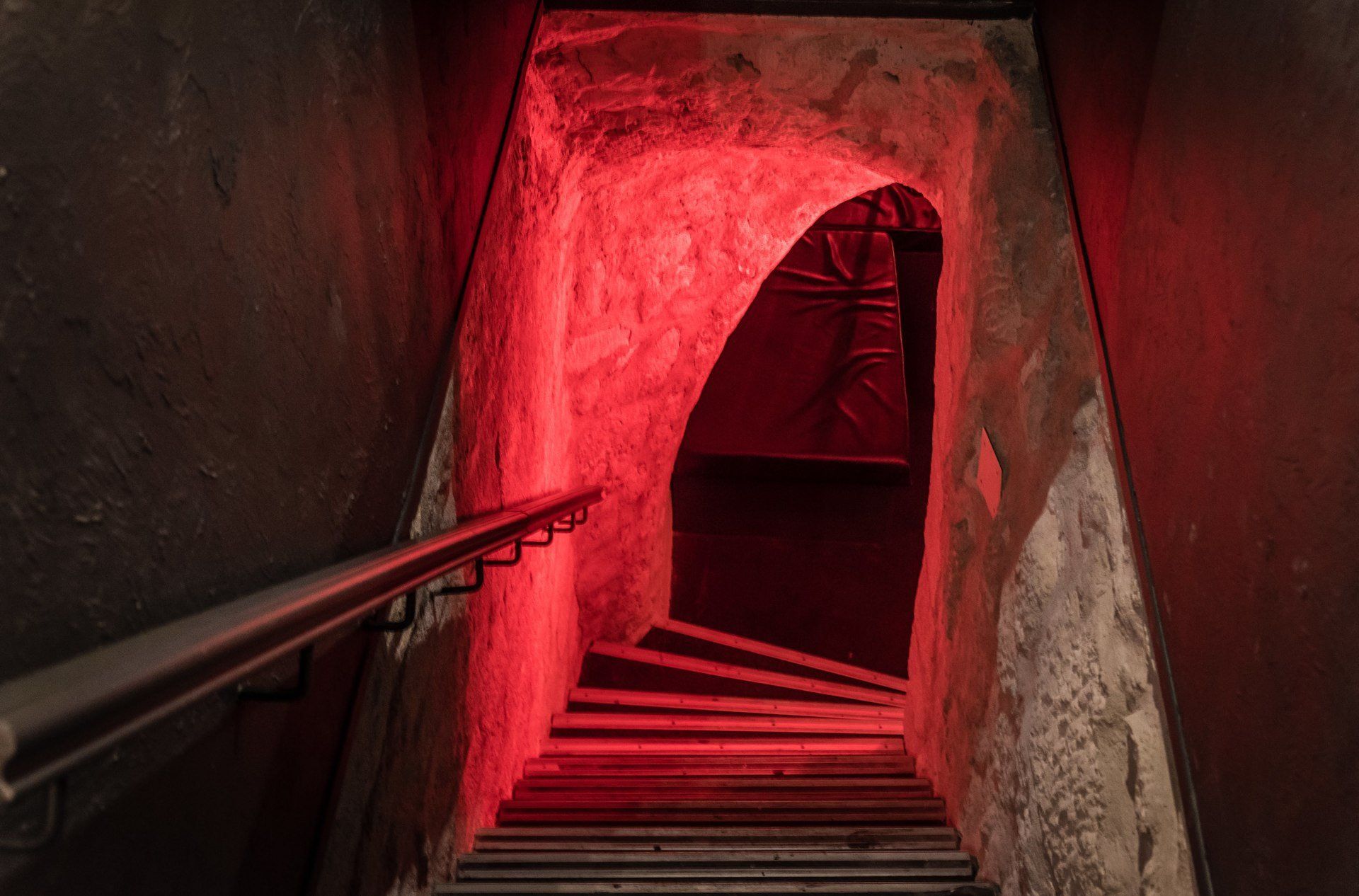 La Marquise Club - Swinger Club in Paris, France