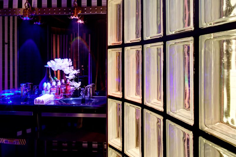 Le Mask - Swinger Club in Paris, France