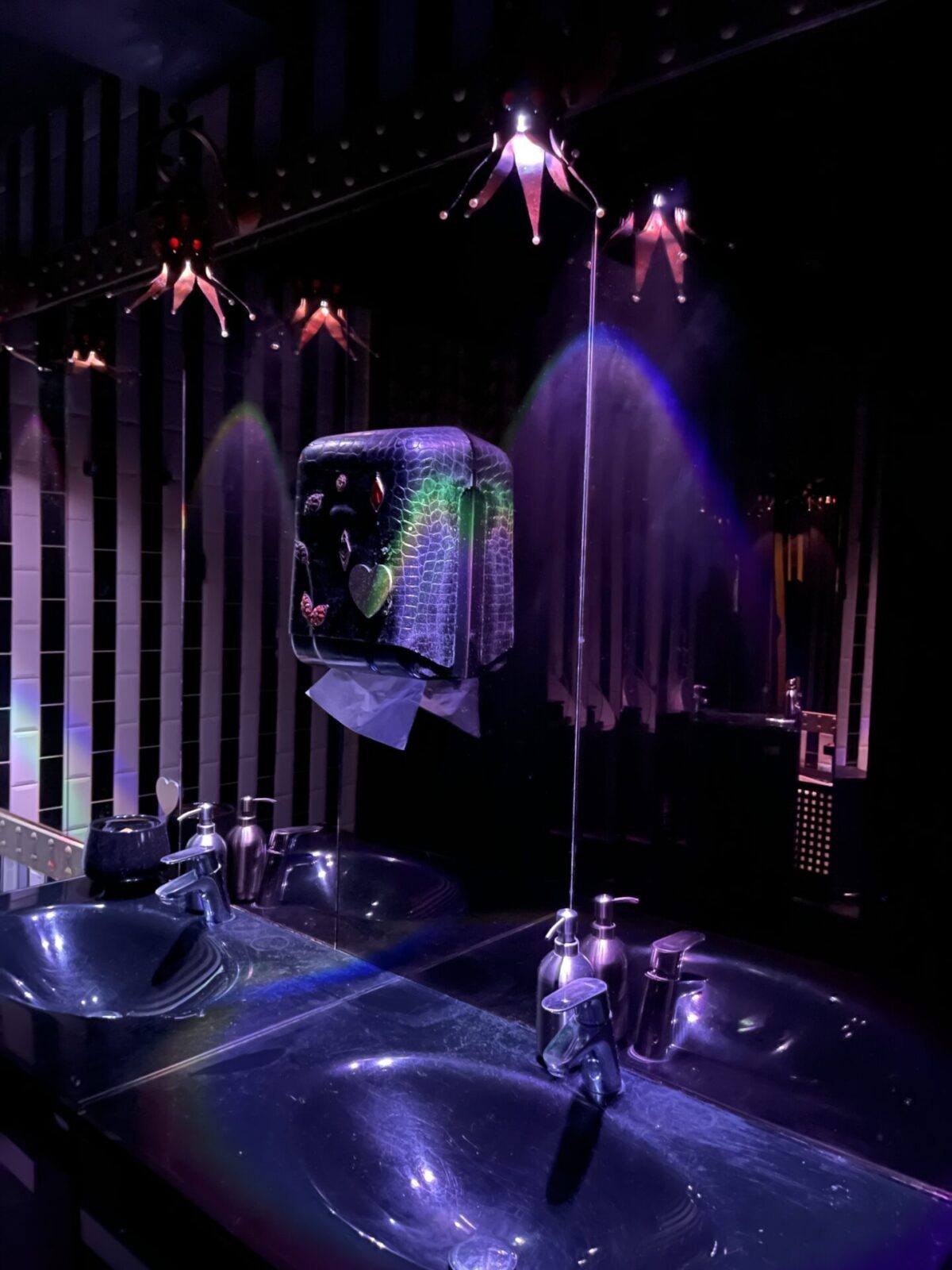 Le Mask - Swinger Club in Paris, France