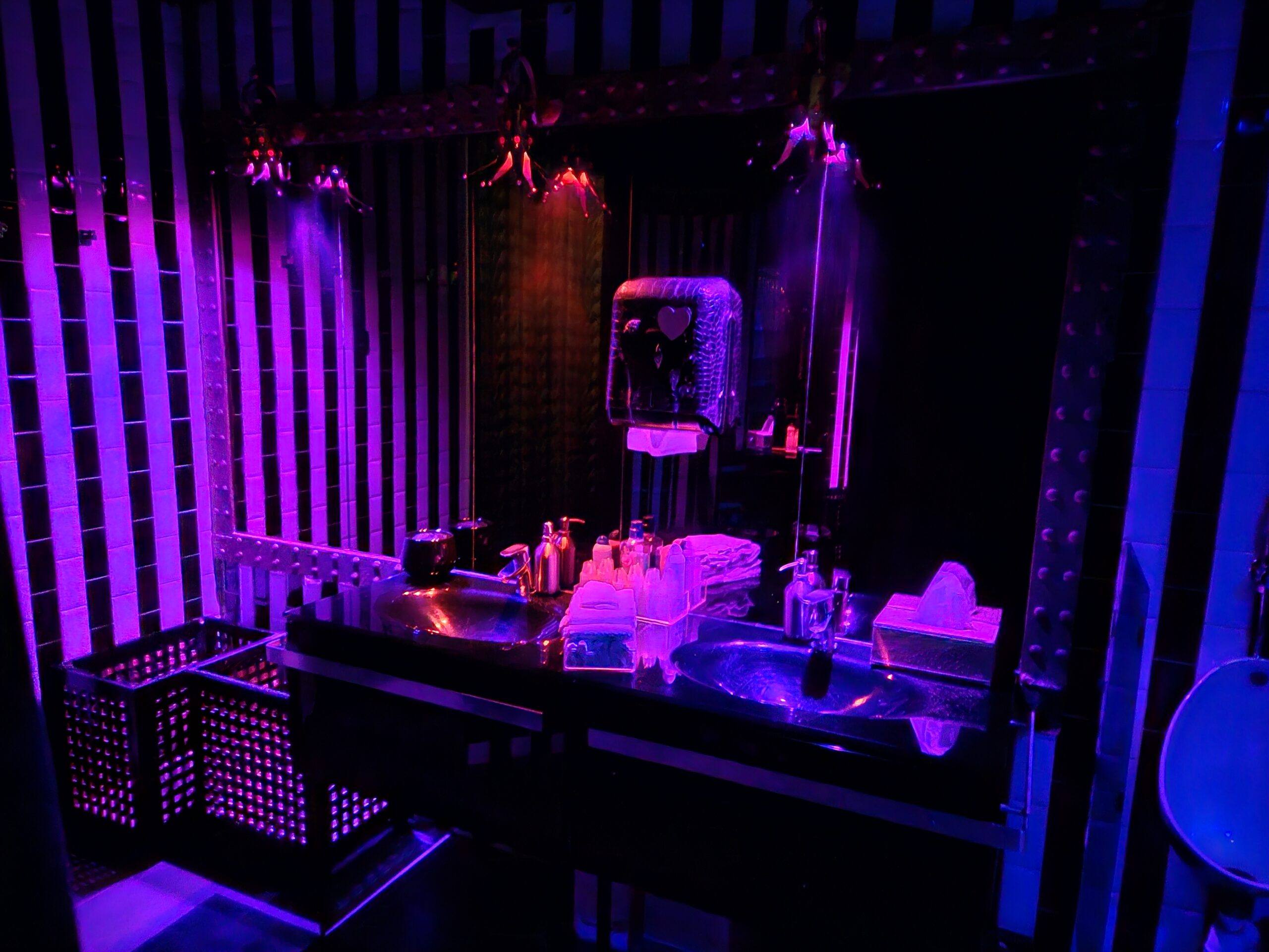 Le Mask - Swinger Club in Paris, France