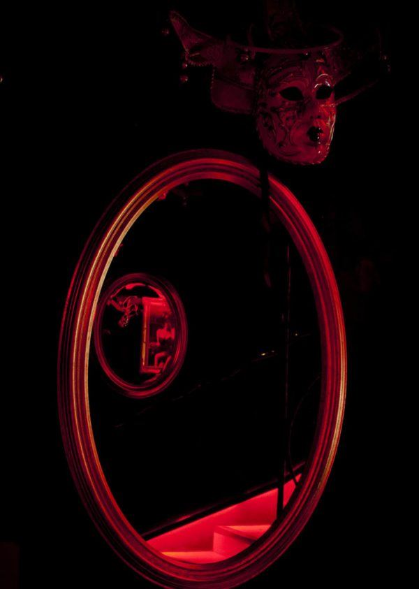 Le We Private Club - Swinger Club in Paris, France