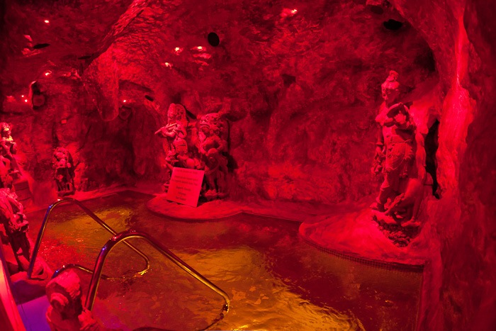 Moon City - Swinger Club in Paris, France