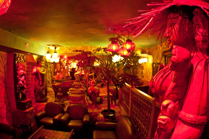 Moon City - Swinger Club in Paris, France