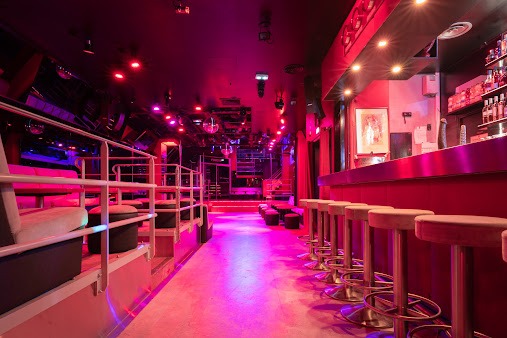 Overside - Swinger Club in Paris, France