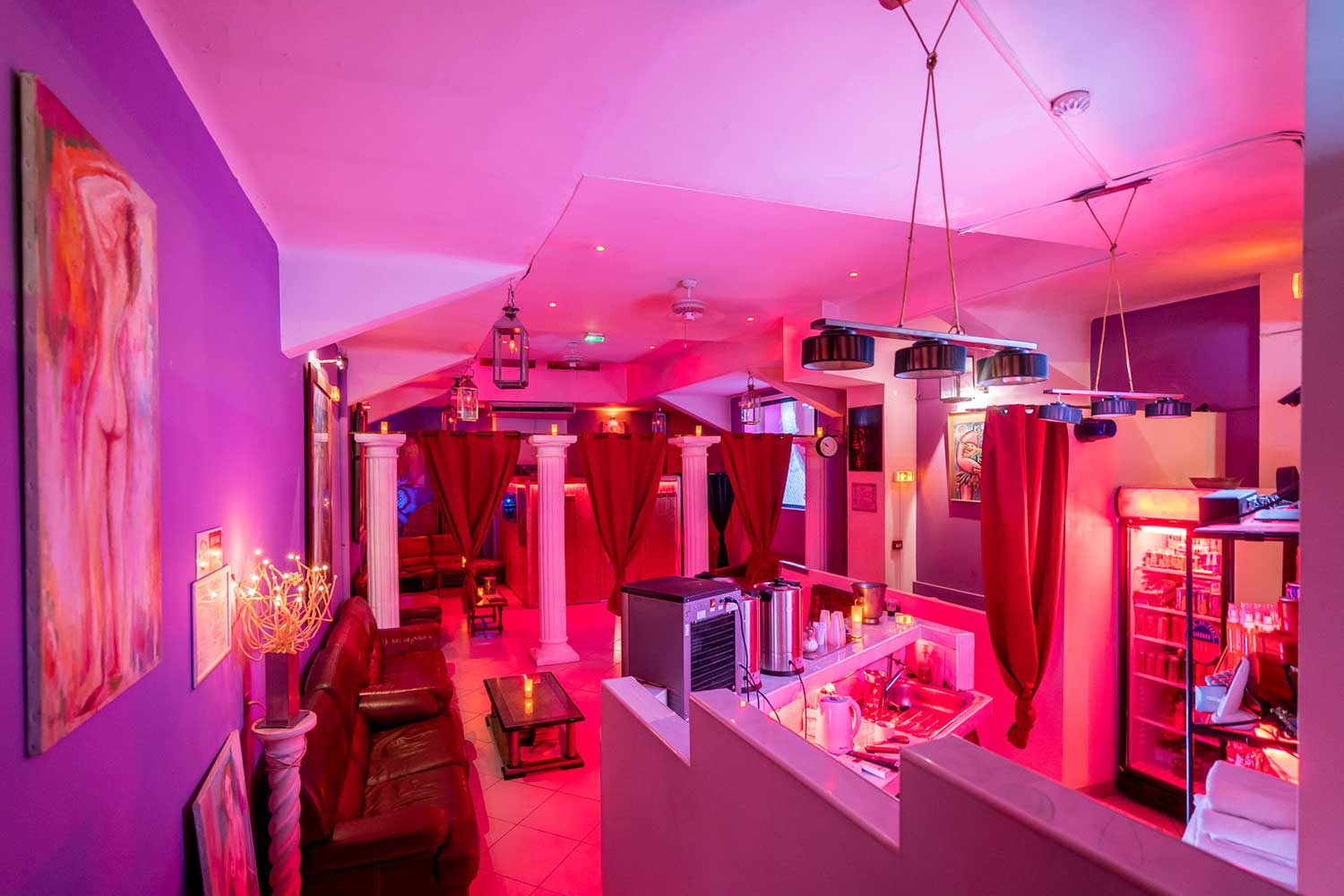 Sauna Caméléon - Swinger Club in Paris, France