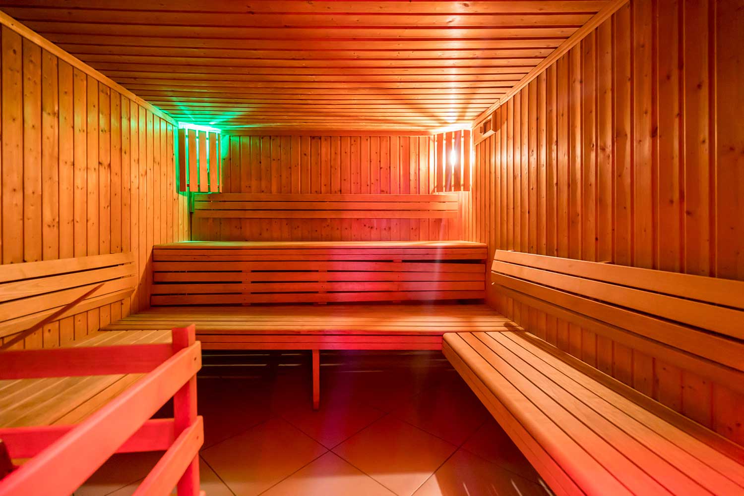 Sauna Caméléon - Swinger Club in Paris, France